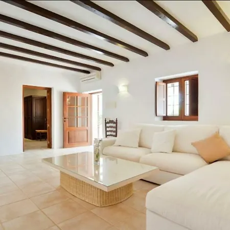 Villa Cosmi Santa Eularia des Riu